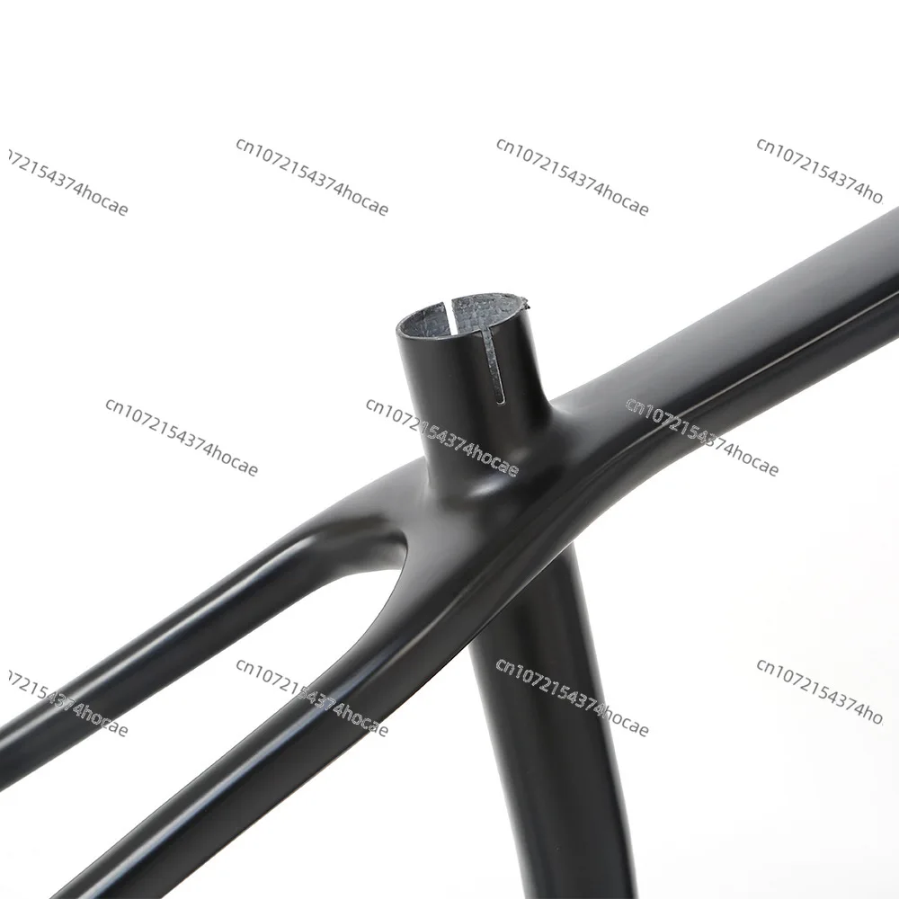 Carbon fiber mountain bike frame, disc brake, barrel axle, bicycle frame