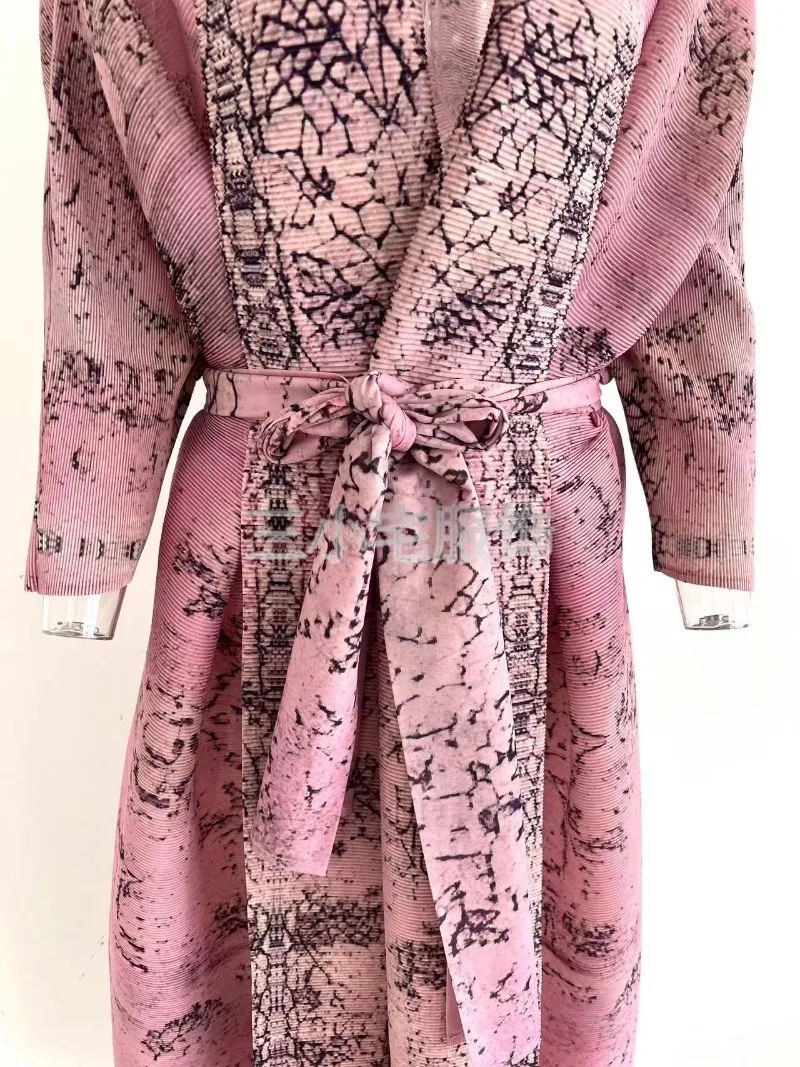 YUDX Miyake Long Sleeve Printed Dress Windbreak Women 2024 Winter New Original Designer Abayas Turndown Collar Belted Coats