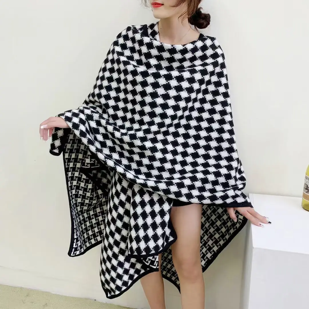 

Oversize Autumn Winter Long Knitted Poncho Cape Women Houndstooth Designer Female 2 Side Black White Plaid Out Streetwear Cloak