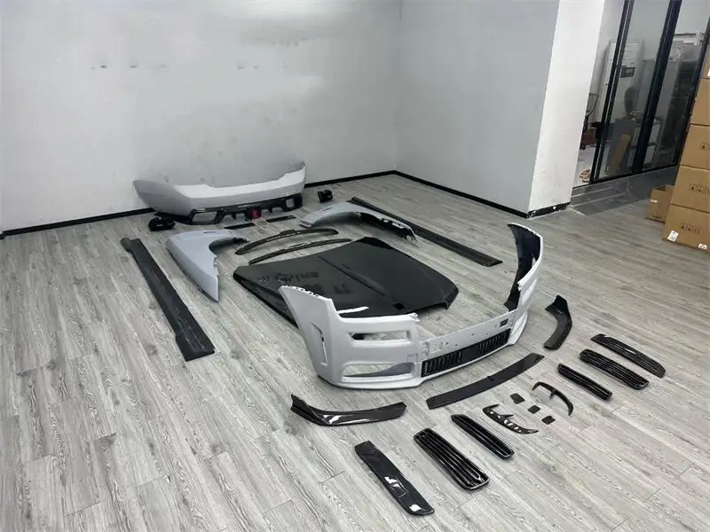 2024 New Cullinan MSY Body Kit with Half Carbon Fiber Side Guard and Rear Spoiler Automotive Bumper Body Kit