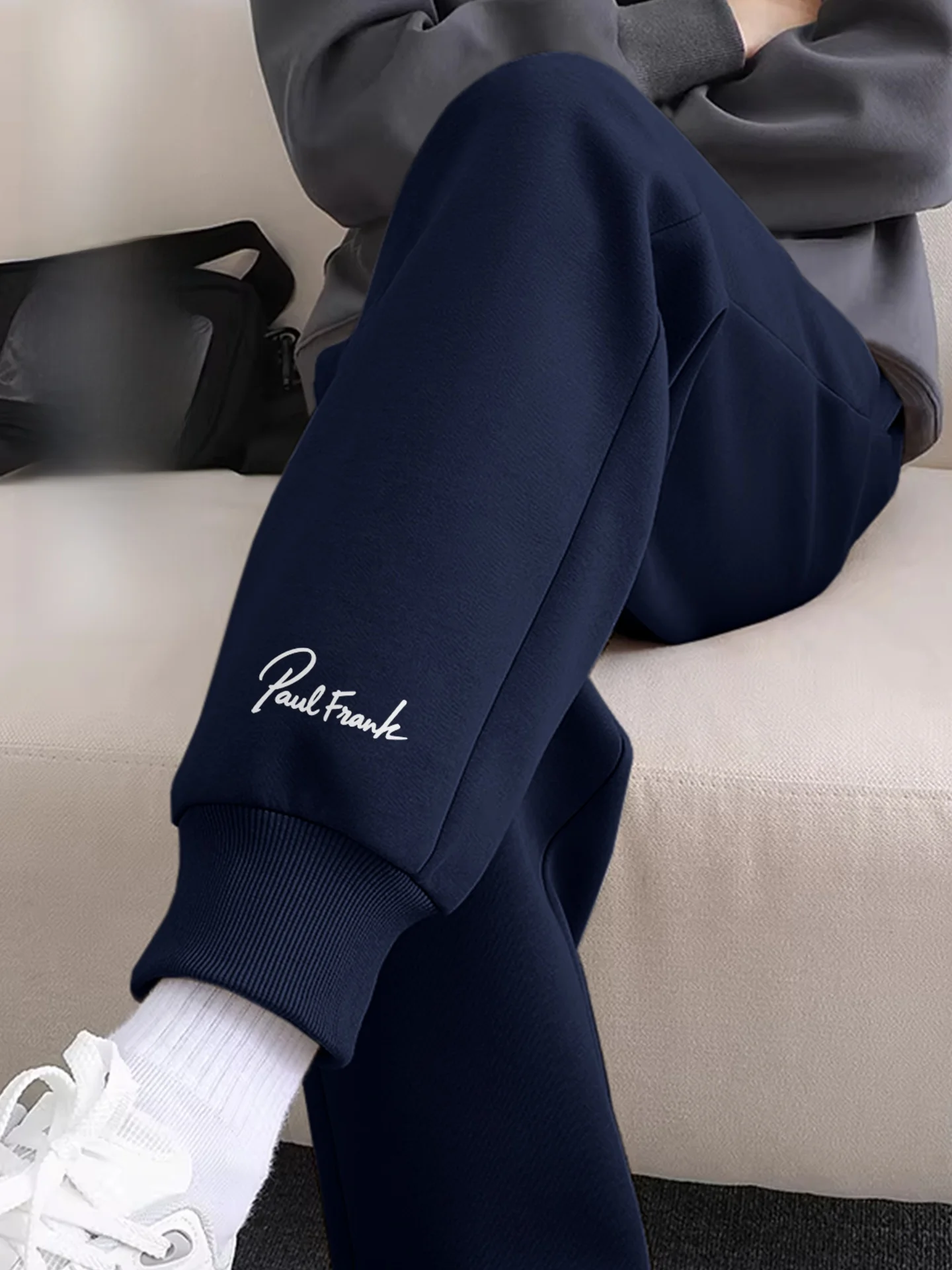 

Мужские удобные повседневные спортивные брюки свободного кроя с эластичным поясом и карманами-карго для весны и осени, для бега и активного отдыха