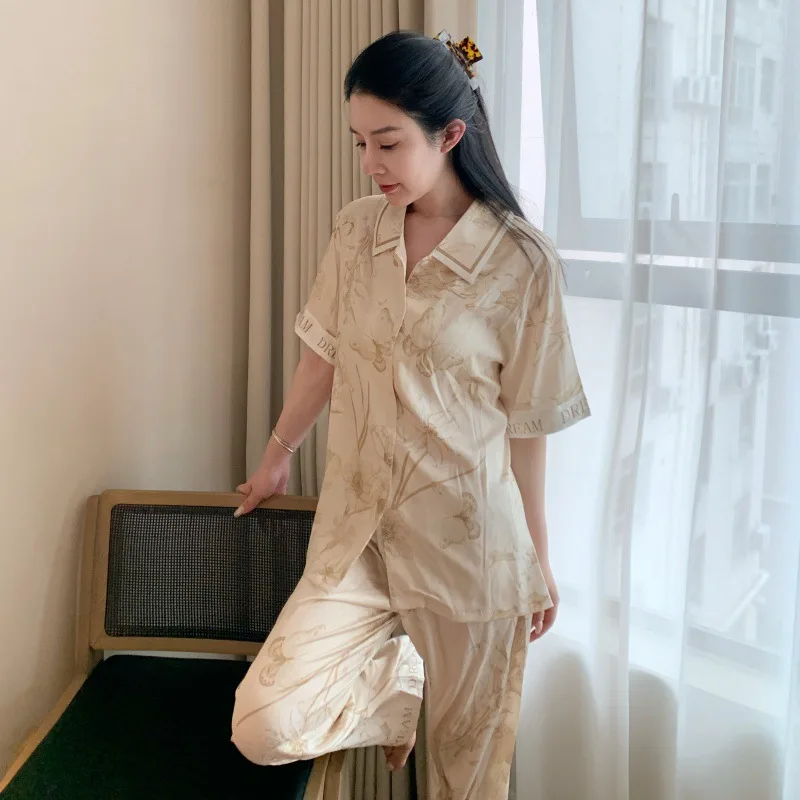 26 New Spring Summer Women Ice Silk Pajamas 2piece Set Luxury High-End Elegant Fashion Short Sleeve Pants Nightgown Homewear