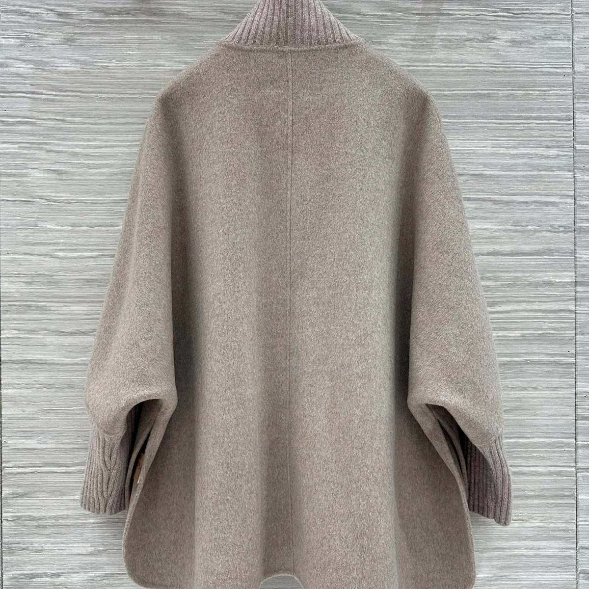 High Quality Women Loose Mid Length Coat, Rib Stand Collar Knit Cuff, Pockets Single Breasted Outerwear lyt2610779