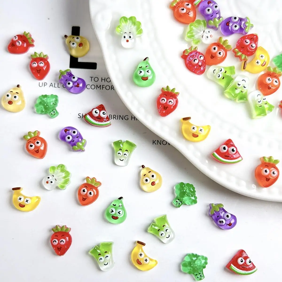 3D เรซิ่นน่ารักชุดผลไม้ตกแต่งเล็บอุปกรณ์เสริม Facial Expressions ผักเล็บ Charms สําหรับเล็บ DIY