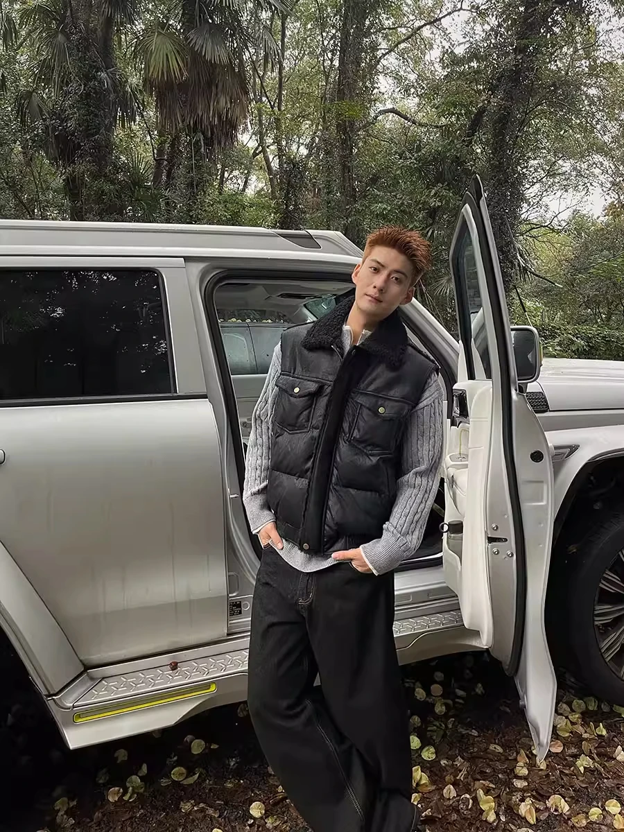 

Loose Fit Youthful Sle Du down Vest for Men with Lychee Texture Design Warm Thiened Long Sve Zipper Closure Jaet