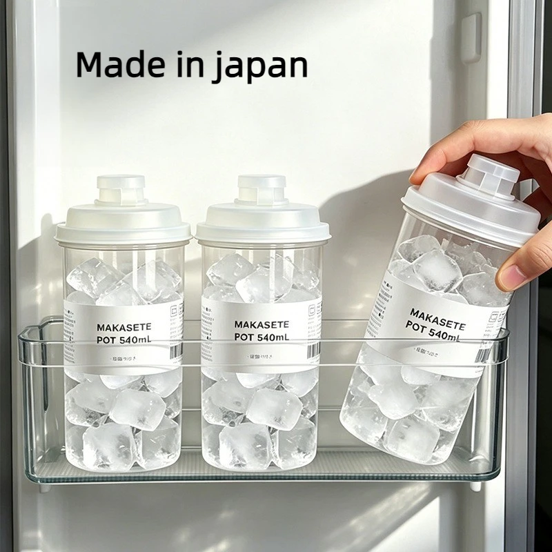 Reusable Outdoor Portable Travel Cup Plastic Milk Water Bottle Dustproof Can Put in Refrigerator Milk Tea Coffee Cup with Lid