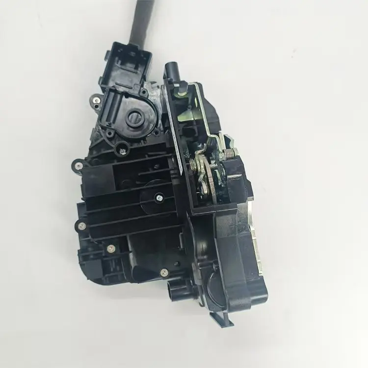 It Is Suitable for BENZ E-class W213/V213 Two-door Electric Suction Door