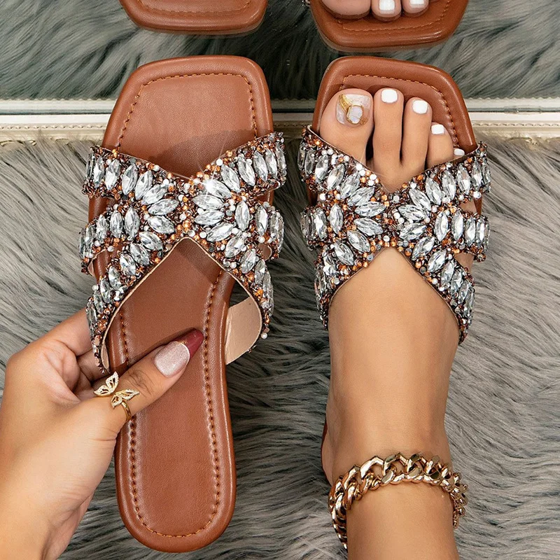 

2026 Fashion Sequined Rhinestone Women's Slippers New Summer Wear Plus Size Slippers Non-slip Flat-bottomed Beach Women's Shoes