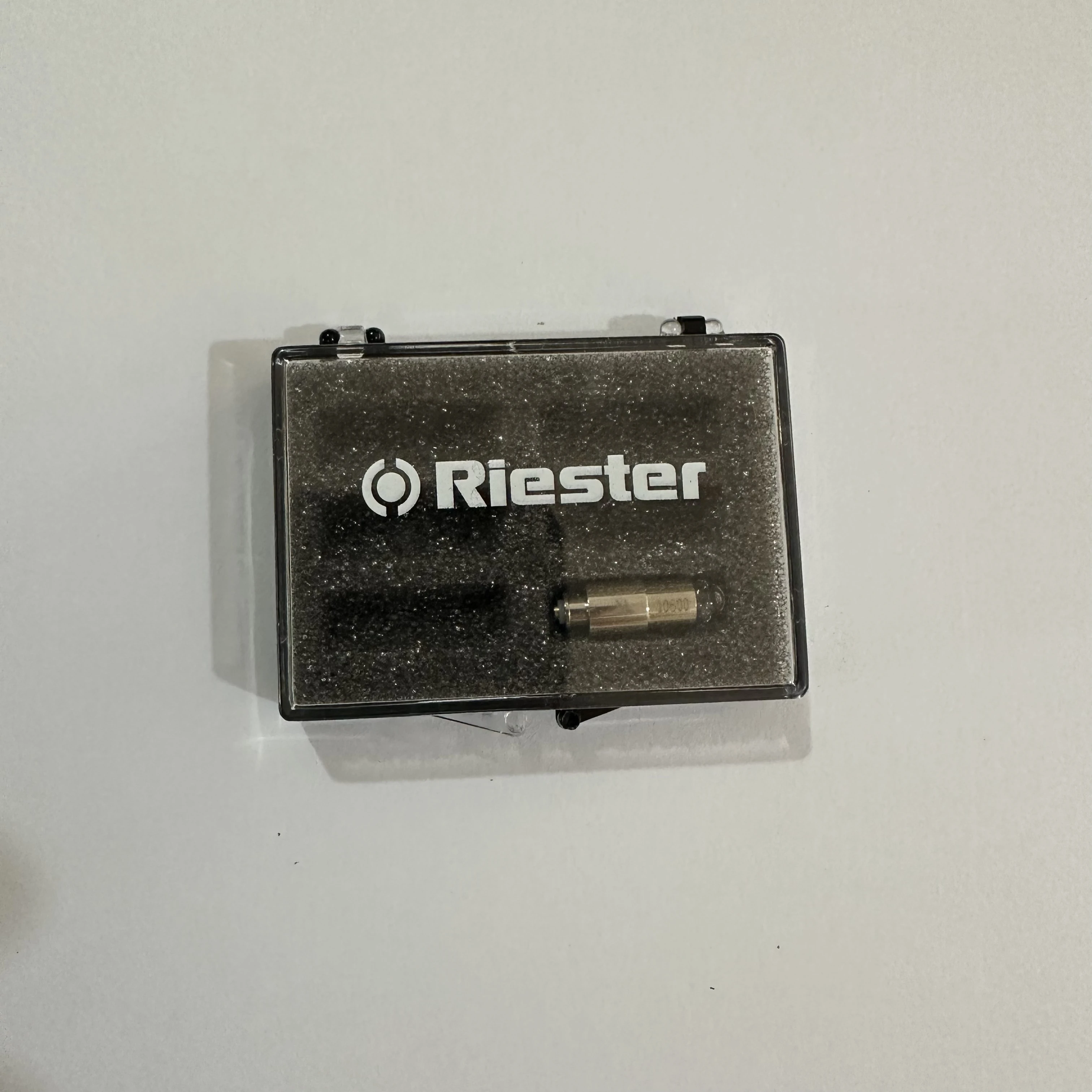 1piece,Riester HL XL 10600 2.5V,HIGH LUX lamp for RUDOLF RIESER 10600 otoscope,Ri-Mini 2.5V0.75A  bulb,the pictuer has 6 pcs