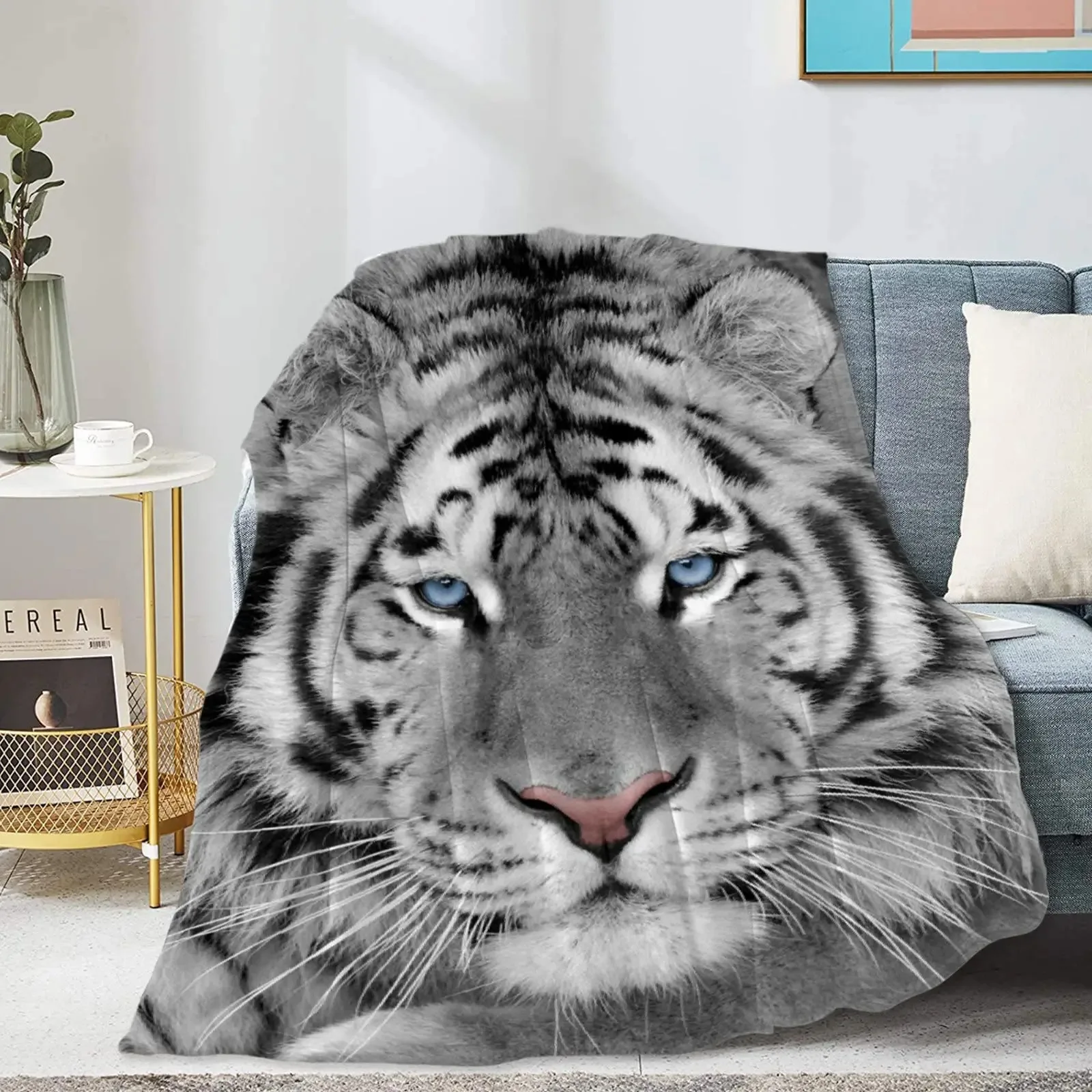 Close-up of the white tiger Printed Blanket for Bed Travel Camping Living Room Office Conditioning Blanket for All Seasons Gifts