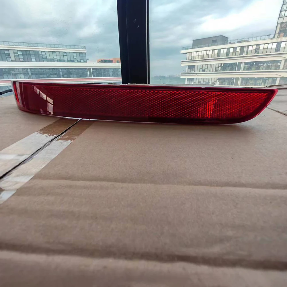 자동차 부품 반사 안개등 670032733 & 670032732 Maserati Levante 17 - 2020 용 ABS 자동차 액세서리 교체 새로운 실용