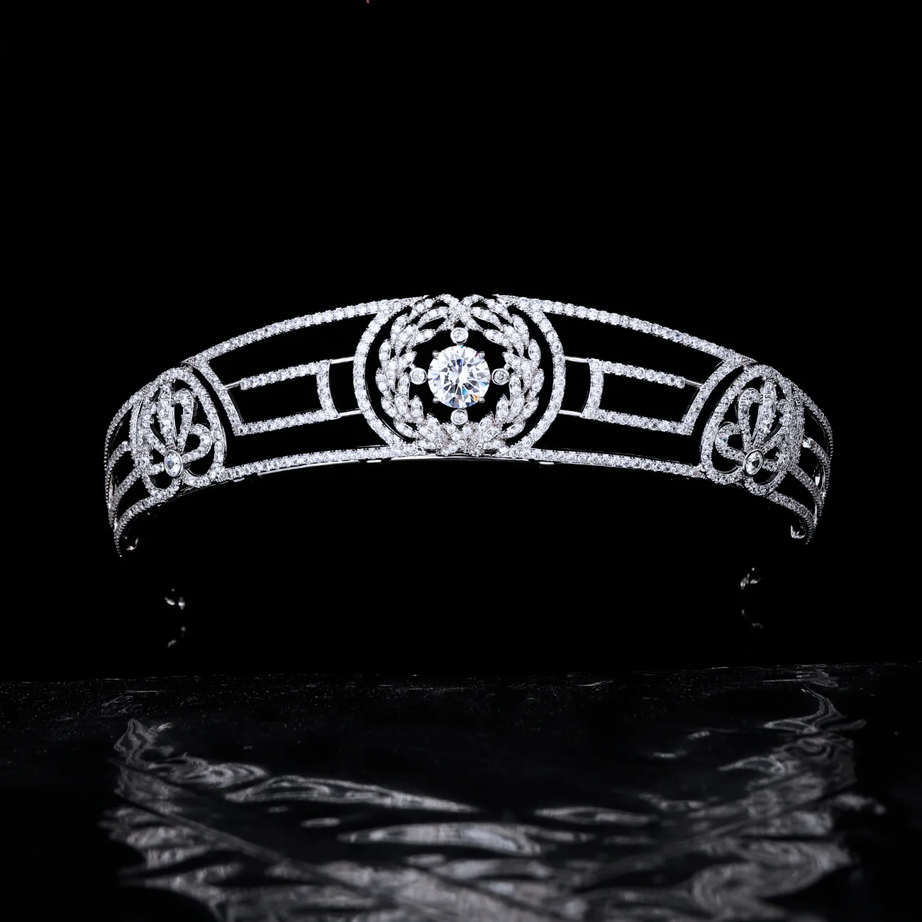 

New Luxury Elegance Sparkle Royal Alice River Bend Headpiece Women's Jewelry for Wedding Prom Party Everyday Gift H-18