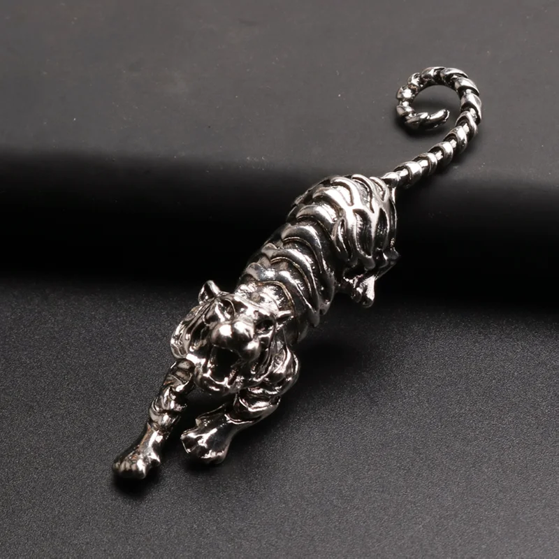 Punk Antique Silver Color Large 3D Roaring Tiger Pendant DIY Charms Necklace Jewelry Handicrafts Making 65*13mm P1117