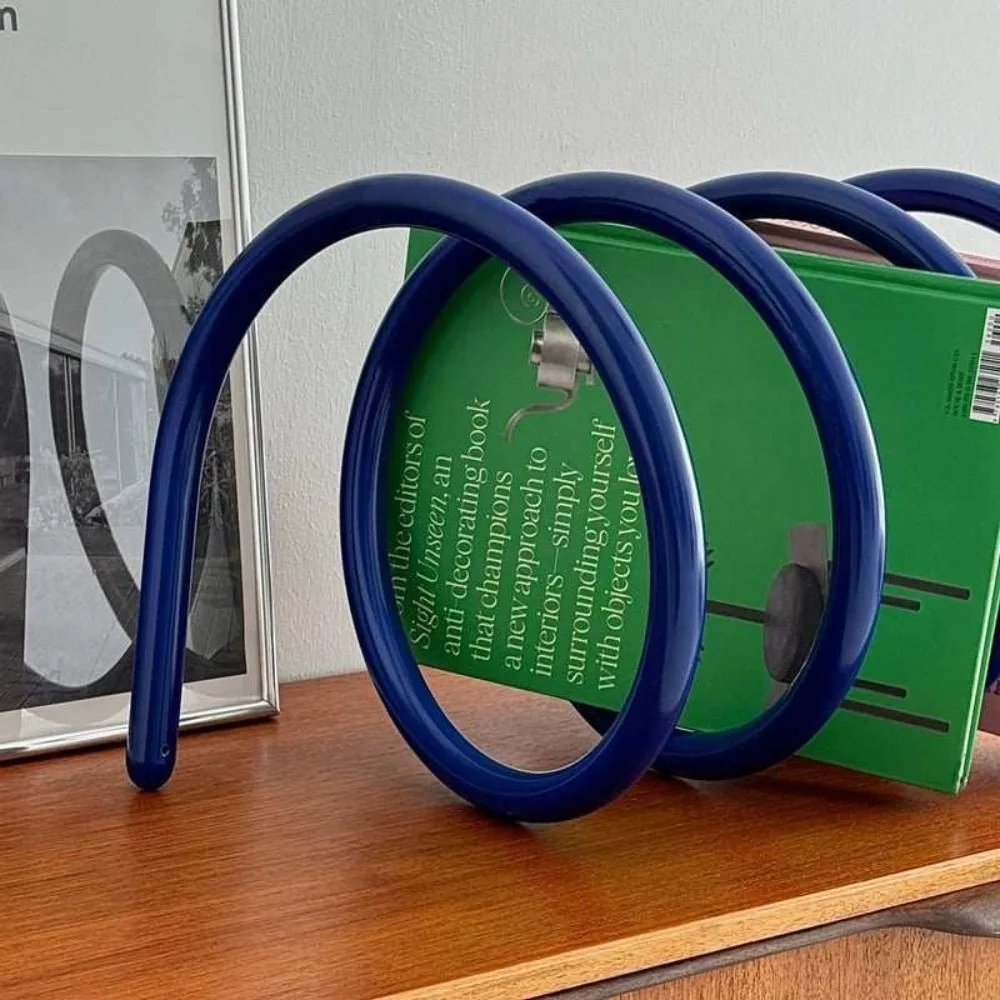 Fashionable Accessories Spiral Bookcases INS Dopamine Color Bookshelf Creative Minimalist Book Stand