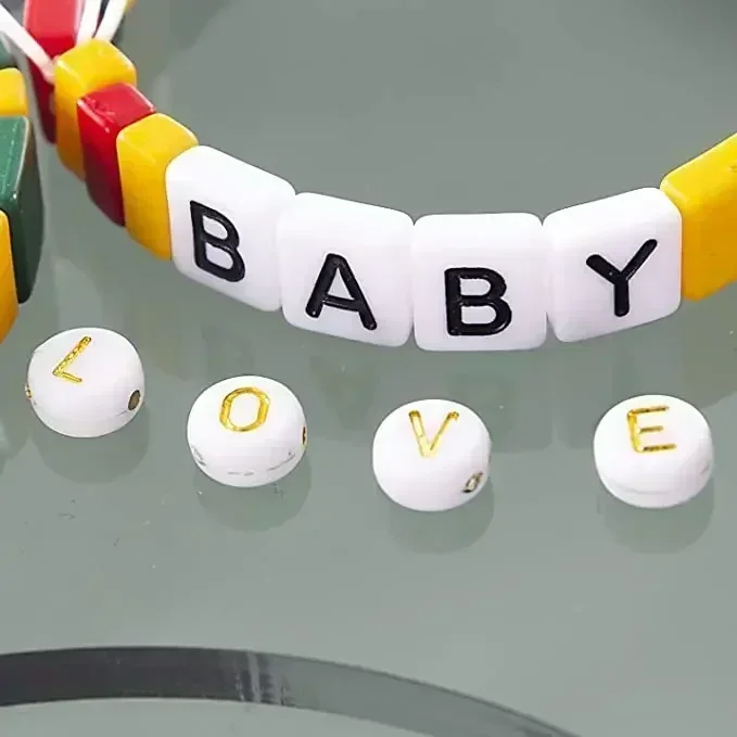 Acrylic White A-Z Alphabet Beads Round Flat Gold Color Letter Beads with Holes for DIY Jewelry Making Bracelet Accessories