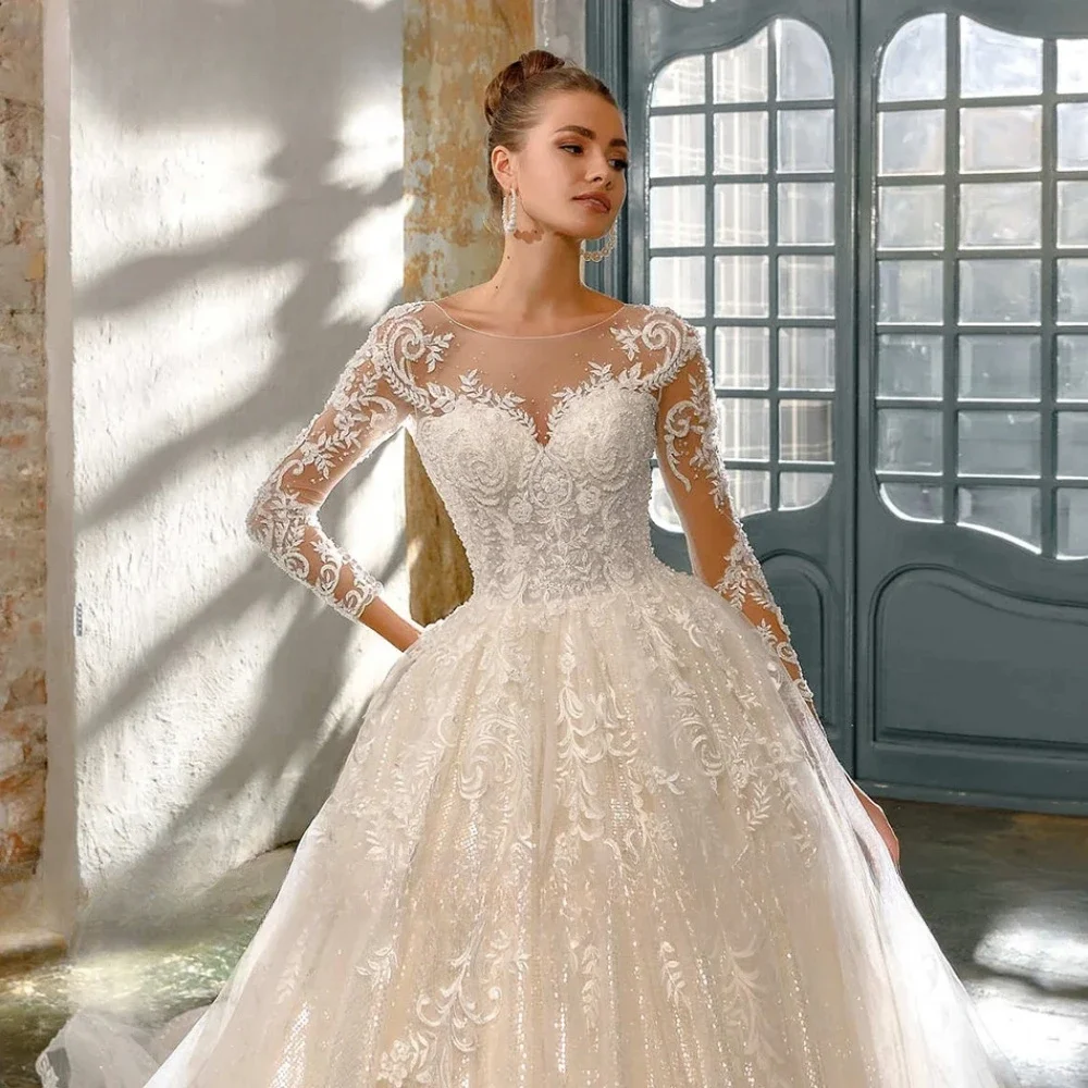 

CustomizedScoop Neck Long Sleeve Ball Gown Wedding Dresses Luxury Glitter Applique Beadings Cathedral Train Bridal Gowns