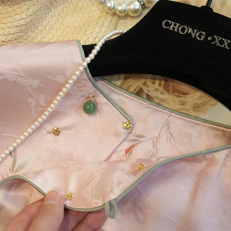 الساتان الحرير الجاكار ريترو قميص المرأة قصيرة الأكمام الأزهار المطبوعة البلوزات النمط الصيني خمر بلوزات فضفاضة الصيف موضة جديدة