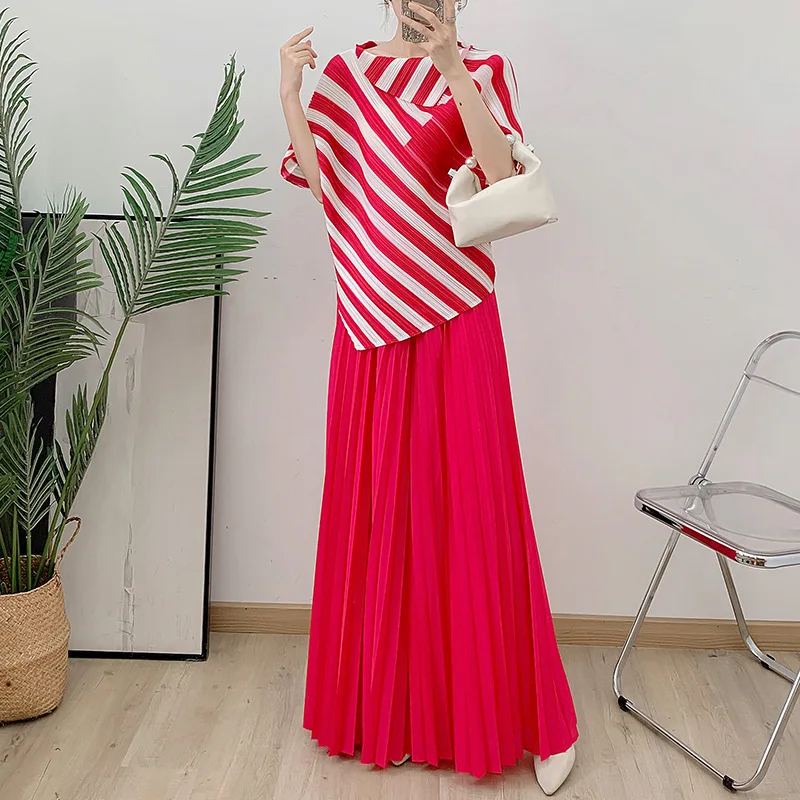 Miyake Pleated Irregular Stripe Top + Solid Color Loose Wide Leg Pants Two Piece Under Casual Peplum Women's Suit