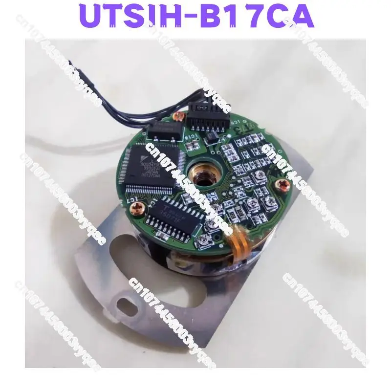 

Used UTSIH-B17CA UTSIH B17CA Encoder All power segments are available Tested OK