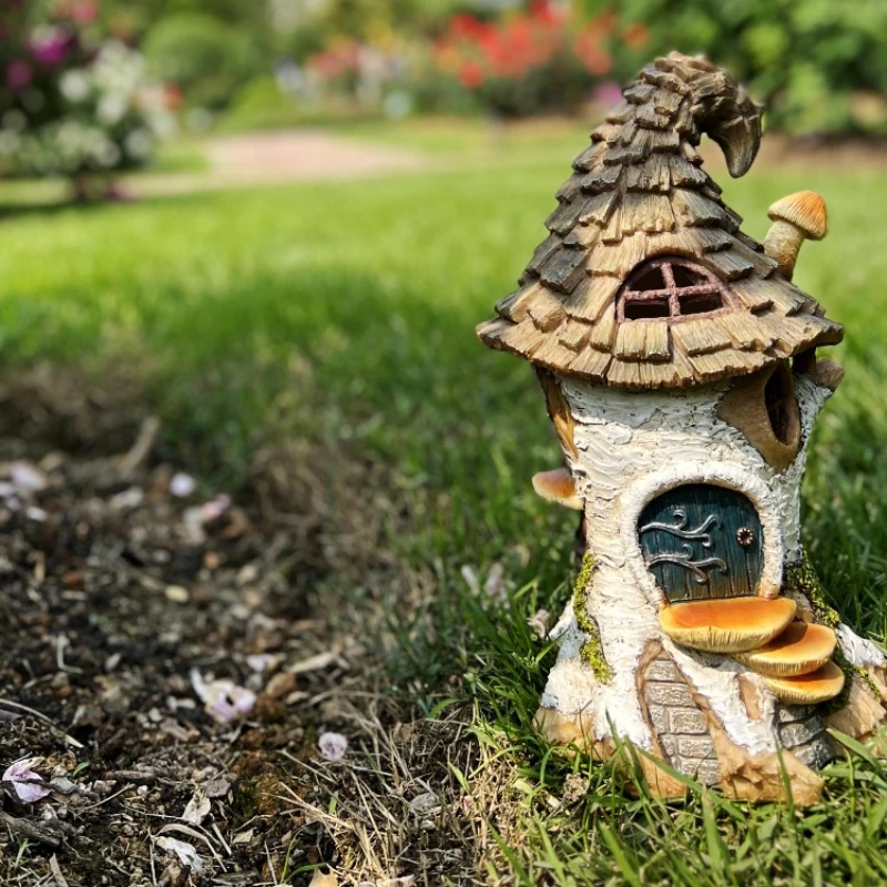 

Outdoor Courtyard Lawn Lamp Conch House LED Lights Garden Terrace Resin Handicrafts Funny Garden Decorative Ornaments