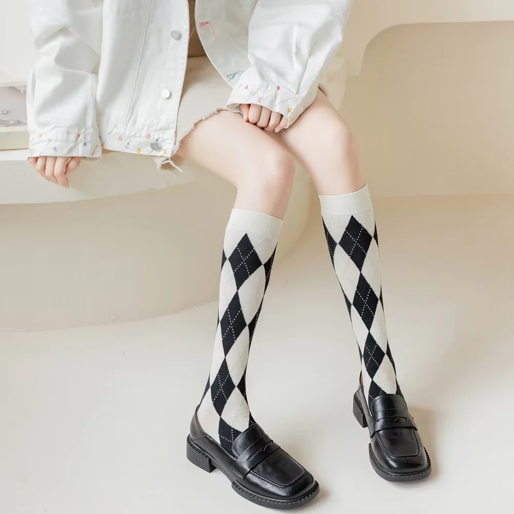 Coole japanische Baumwoll-Kniestrümpfe für Damen, kariert, für Schule, Party, Streetdance, warme Kniestrümpfe für Frauen, Dropshipping