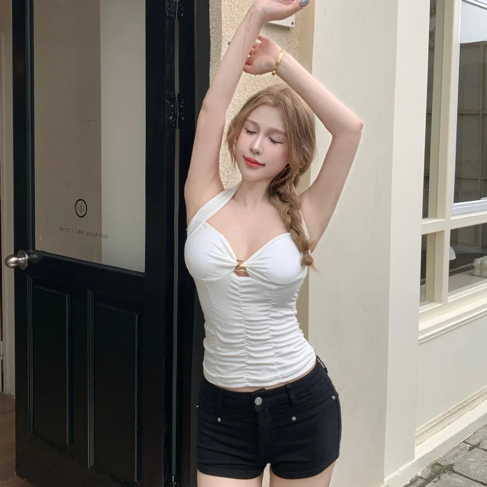 Summer New Style Hot Girl Neck Hanging Metal Buckle Pleated Strapless Vest Women Slimming Fixed Band Chest Pad Top
