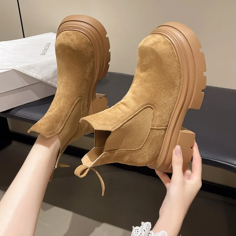 عالية الجودة حذاء من الجلد للنساء الشقق منصة الجلد المدبوغ مصمم موضة الرياضة النساء الشتاء أحذية بوت قصيرة 2025 مريح جديد التمهيد #4