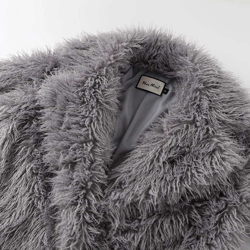 Neo Mint Extra Long Luxury Lamb Fur Teddy Coat Women 2024 Winter Ladies Mob Wife Style Oversized Chunky Faux Fur Jacket Overcoat