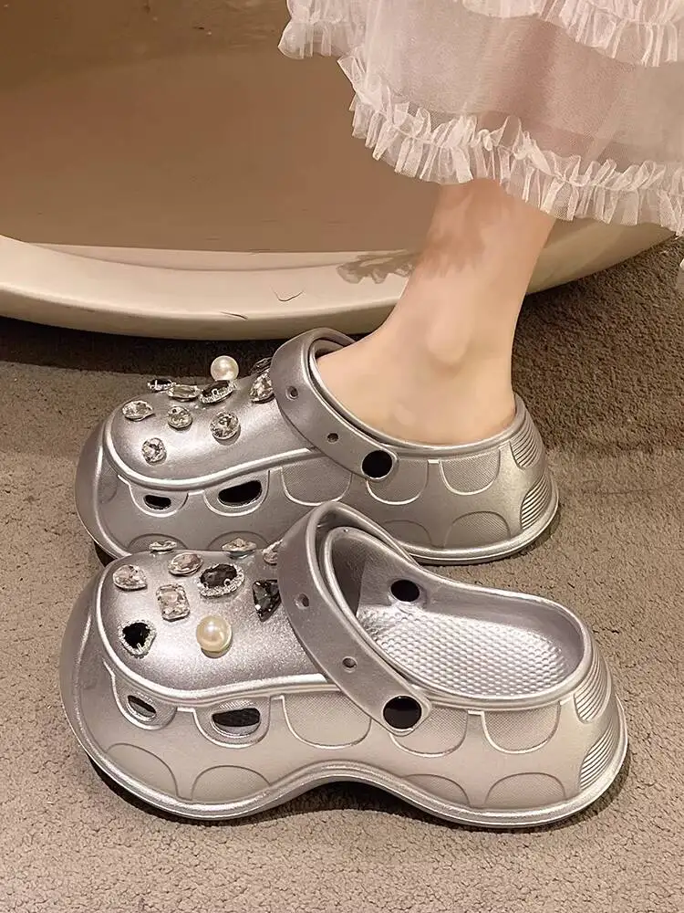 

Garden Sandals Shoes Women's DIY EVA Clogs 2026 Summer Rhinestone Thick Bottom Platform Anti Slip Closed Toe Beach Slippers