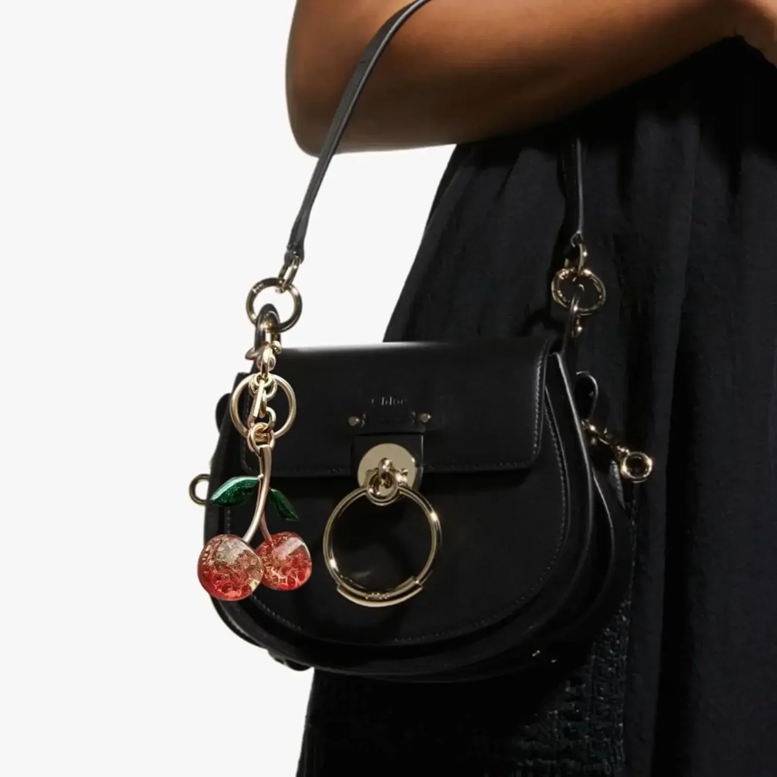 SU7 แฟชั่นสีแดงเชอร์รี่พวงกุญแจฤดูร้อนผลไม้เชอร์รี่จี้ Keyring สําหรับผู้หญิงผู้ชายเครื่องประดับกระเป๋าอุปกรณ์เสริมของขวัญ