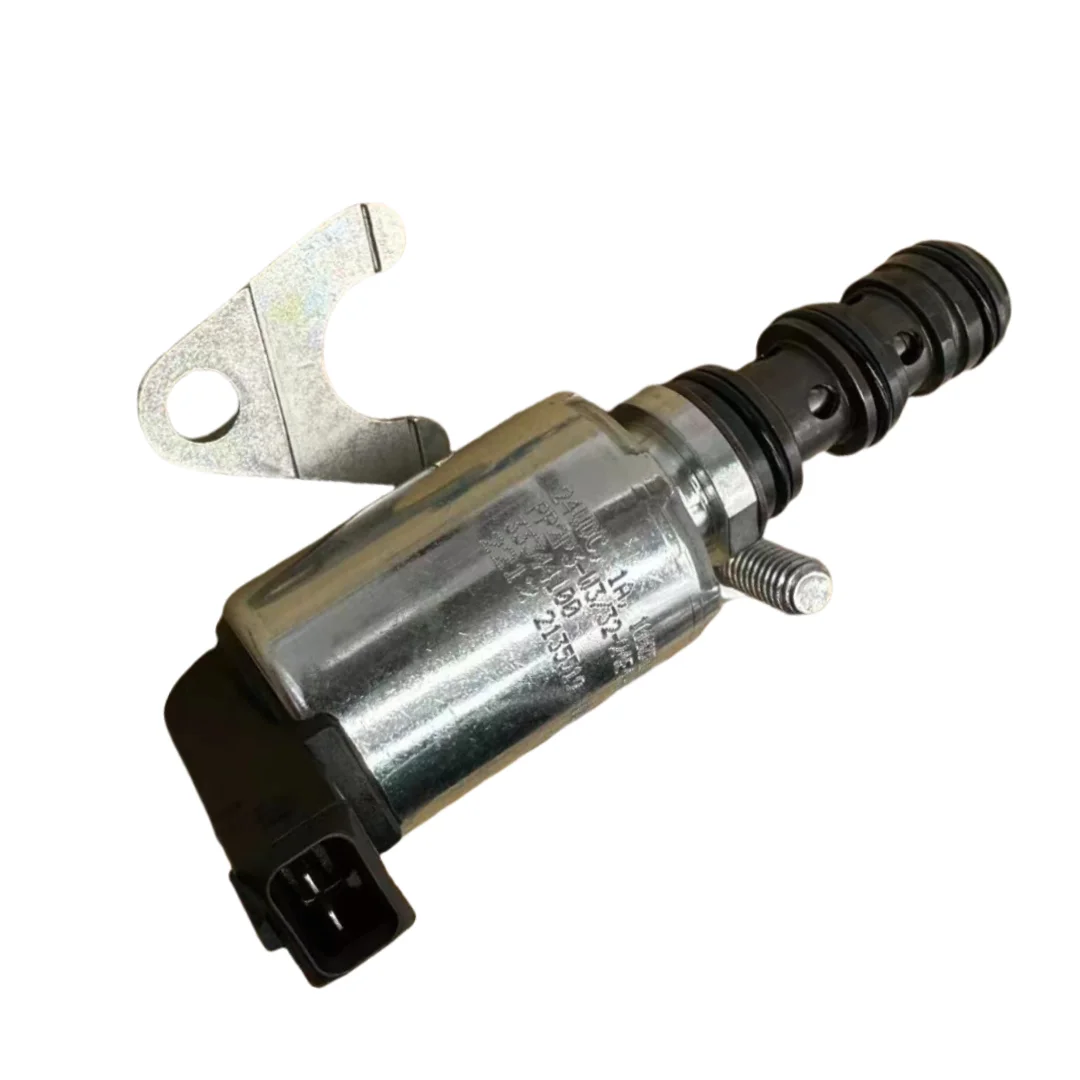33344100 Is Suitable for R920 R922 Excavator Solenoid Valve  PP2P3-W3/32-24E4-A
