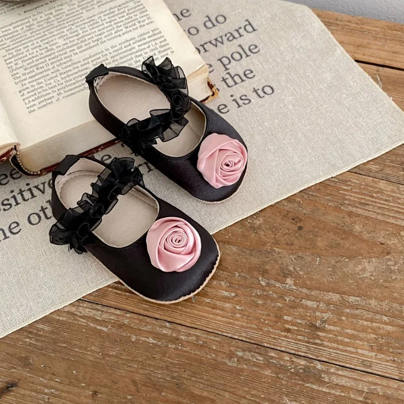 Newborn Four Seasons Shoes Girls Treasure Gentle Lace Imitation Silk Rose Rable Soft Sole Single Shoes