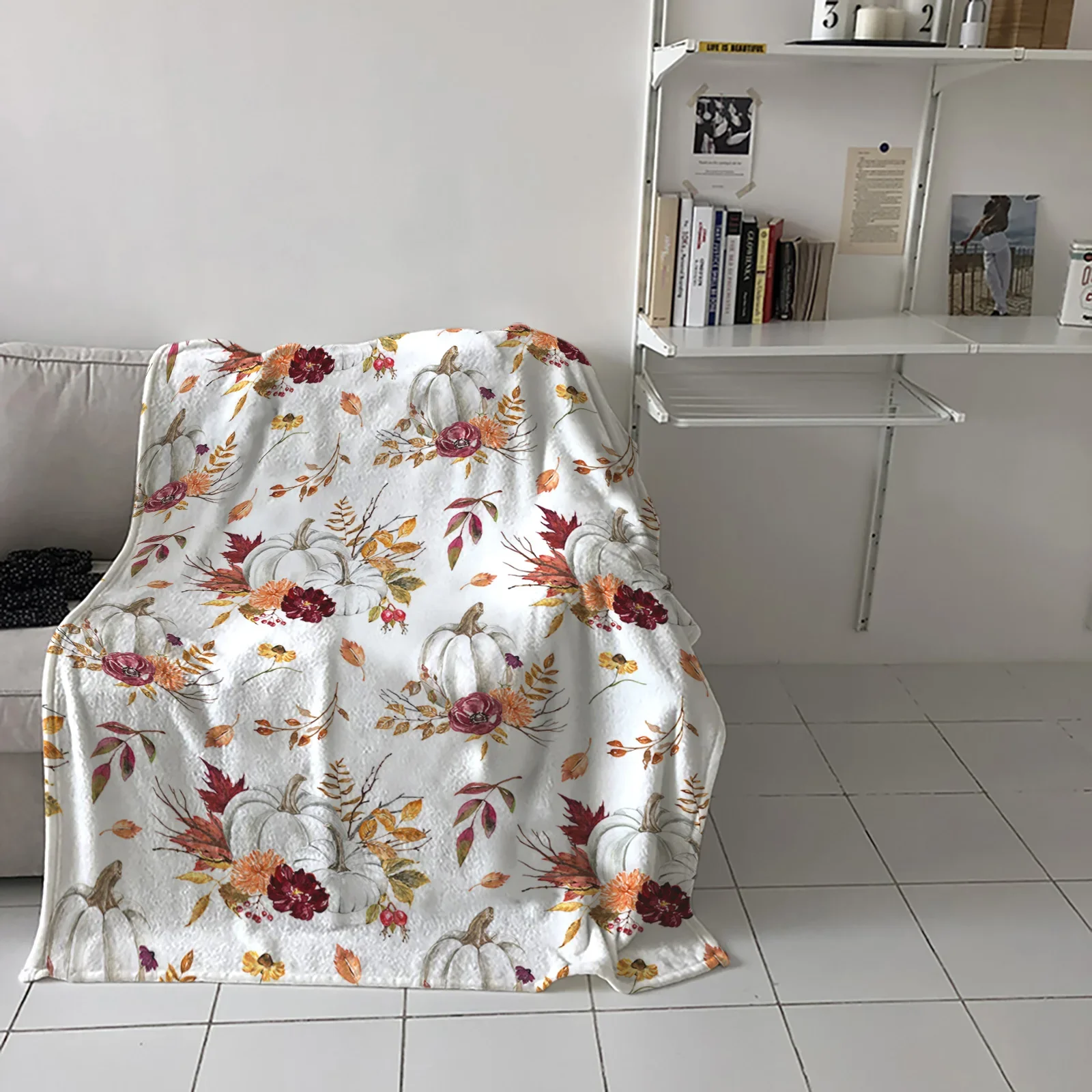 Thanksgiving Fall Pumpkin Maple Leaf Throw Blanket for Kids Warm Sofa Blanket Flannel Blanket Portable Soft Bedspread