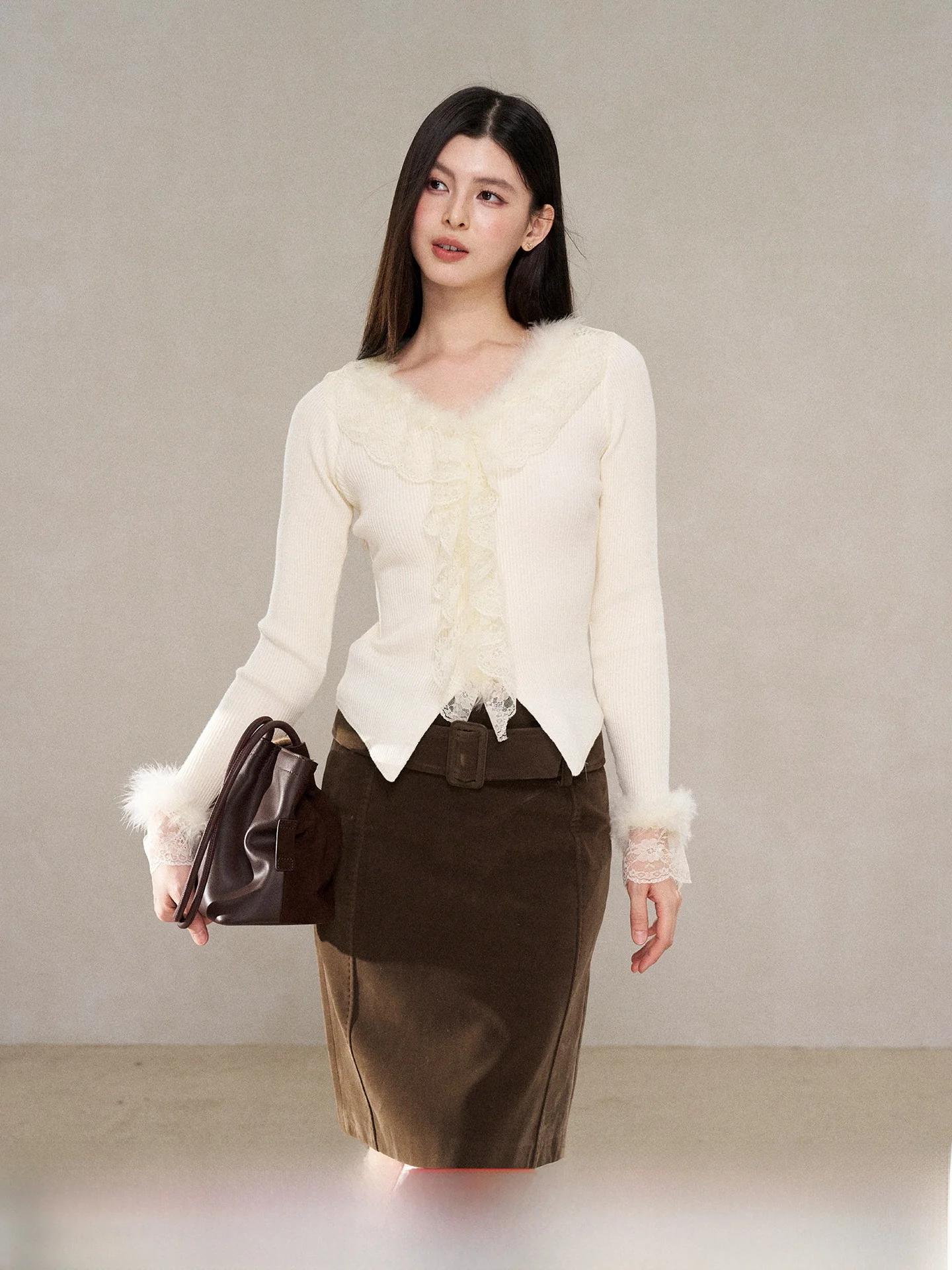 

Женский вязаный топ Slim Fit с кружевными вставками и меховой отделкой, новинка зимы, цвет ягодной смородины