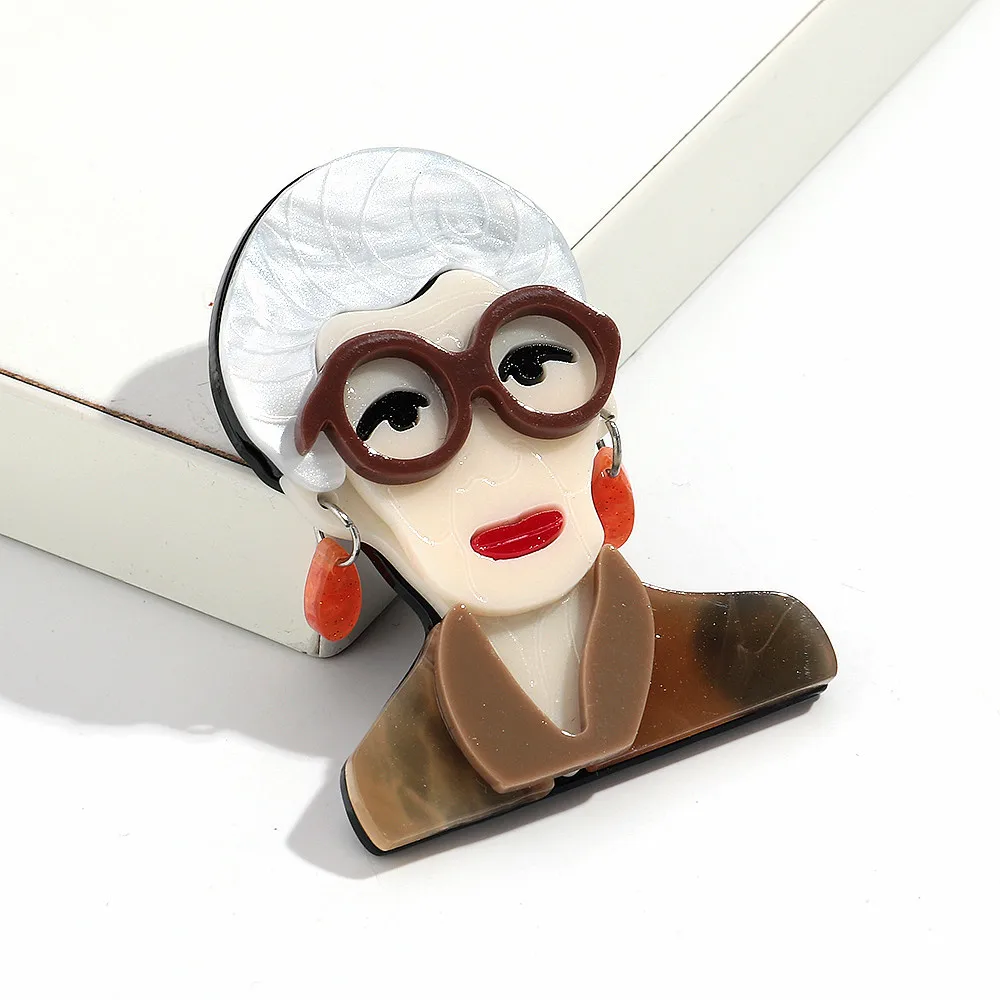 New Acrylic Glasses Lady Brooches for Women Resin Vintage Elegant Granny Figure Badge Lapel Pins Clothing Bag Accessories Gift
