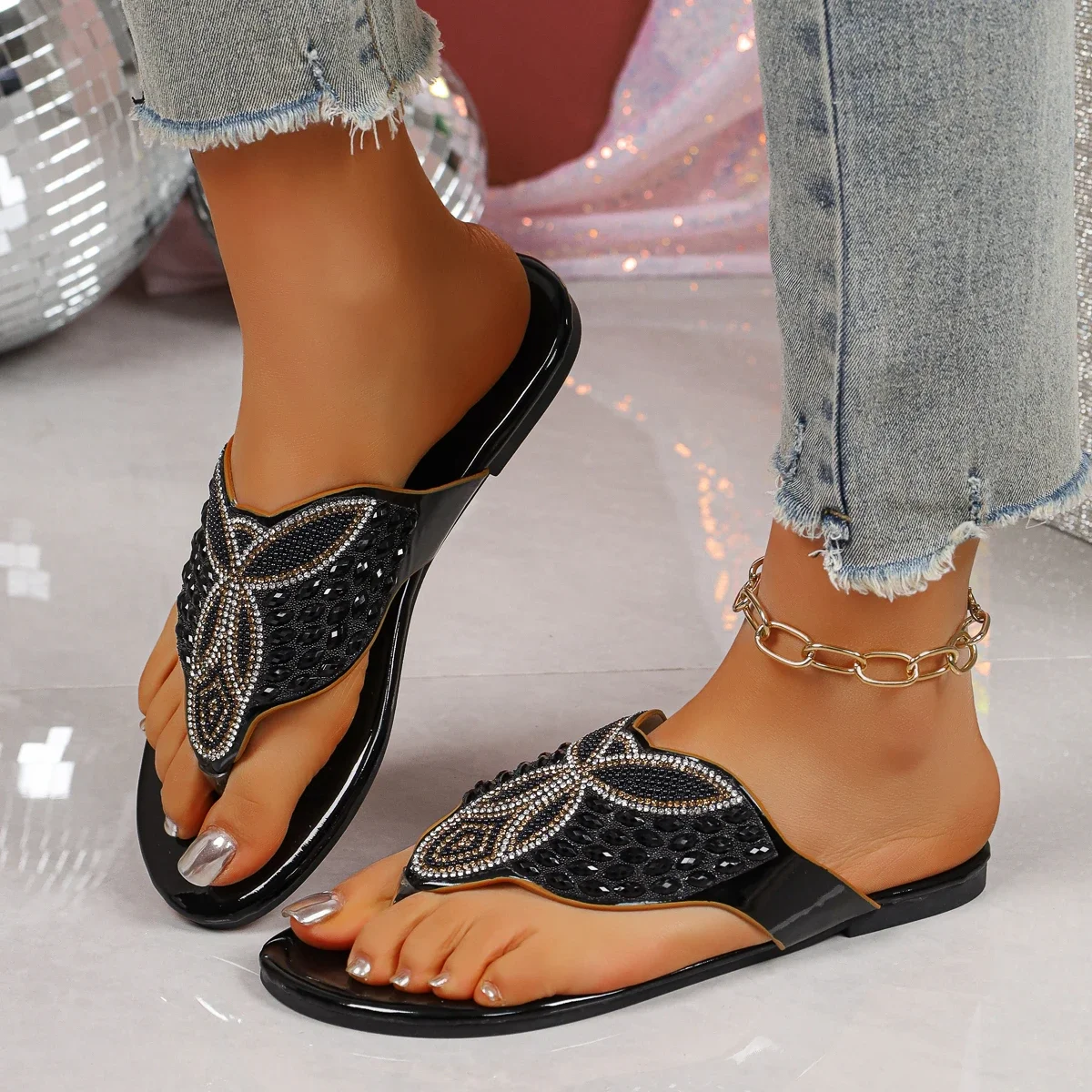

Flip-Flops Women Summer Fashion Wearing Rhinestone Sequins Decorative Slippers Casual Non-slip Slides Women Flat Slippers 35-43