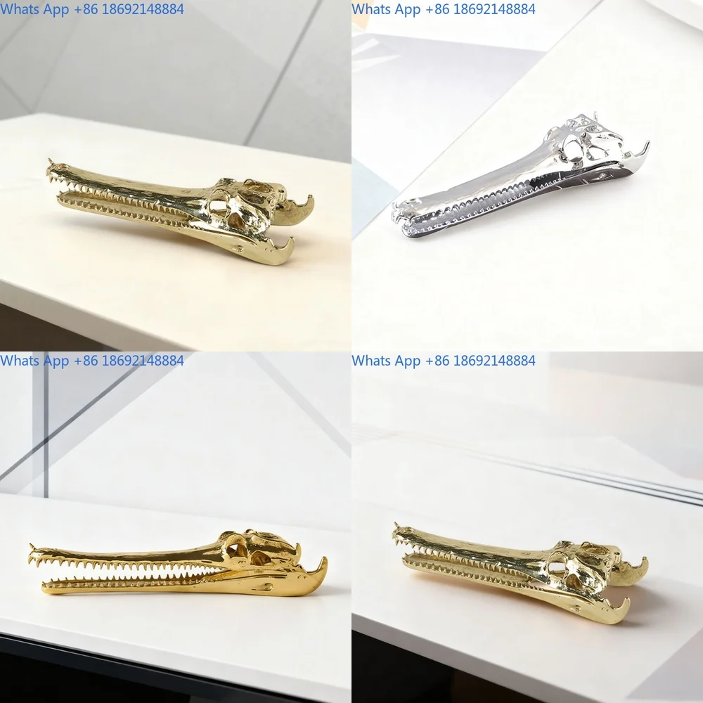 

Modern Art Golden Crocodile Skull Decorative Piece for Hotel Living Room Table