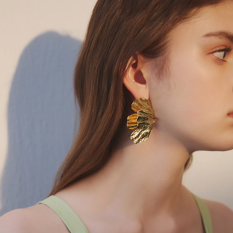 Новые китайские серьги-бабочки, нишевые легкие роскошные серьги-гвоздики в стиле ретро, темпераментные высококачественные металлические серьги