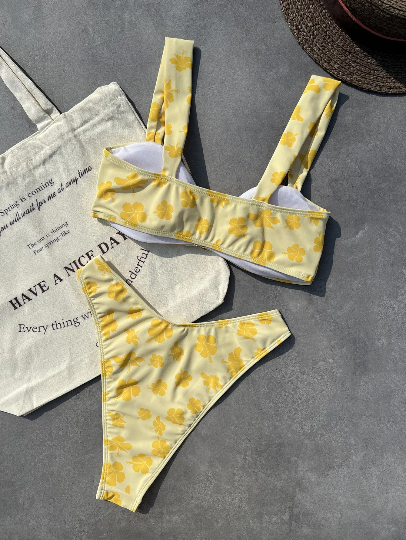 Sexy Metal Flower Ornamen Bikini 2025 Women Yellow Floral Print Pleate Push Up High Waist Swimsuit Beach Bathing Suit Swimwear