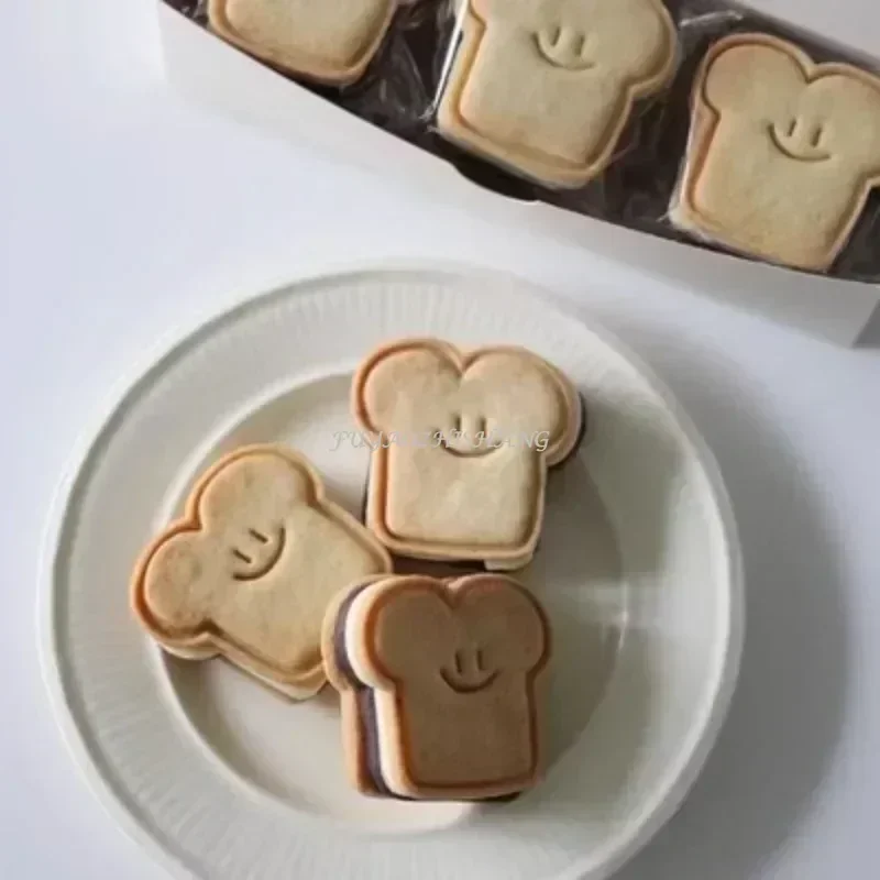 Cartoon Smiley Face Toast Biscuit Mould Bear Cat Fish Cookie Cutting Mold Fondant Cake Stamp Cookie Cutter Pastry Baking Tool