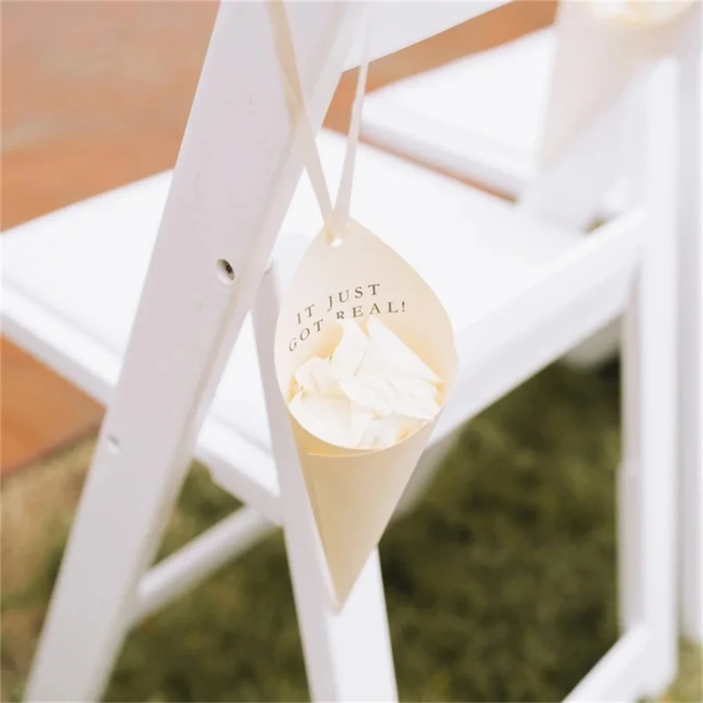 25 قطعة مخاريط زفاف مع شعار مخصص، ألوان، رقائق معدنية لإرم البتلة، قصاصات، لصالح، حلوى، بار، سلة، إرسال الحفل - Bist