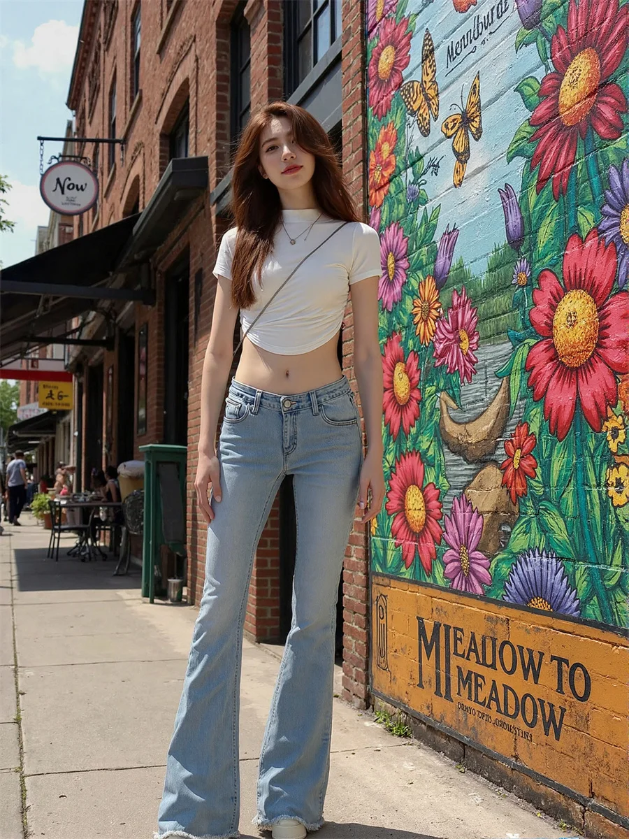 جينز نسائي منخفض الارتفاع متوهج أزرق متدرج اللون من قماش الدنيم أنثى عتيقة طراز Y2K بنطلون فضفاض غير رسمي ملابس الشارع الكورية