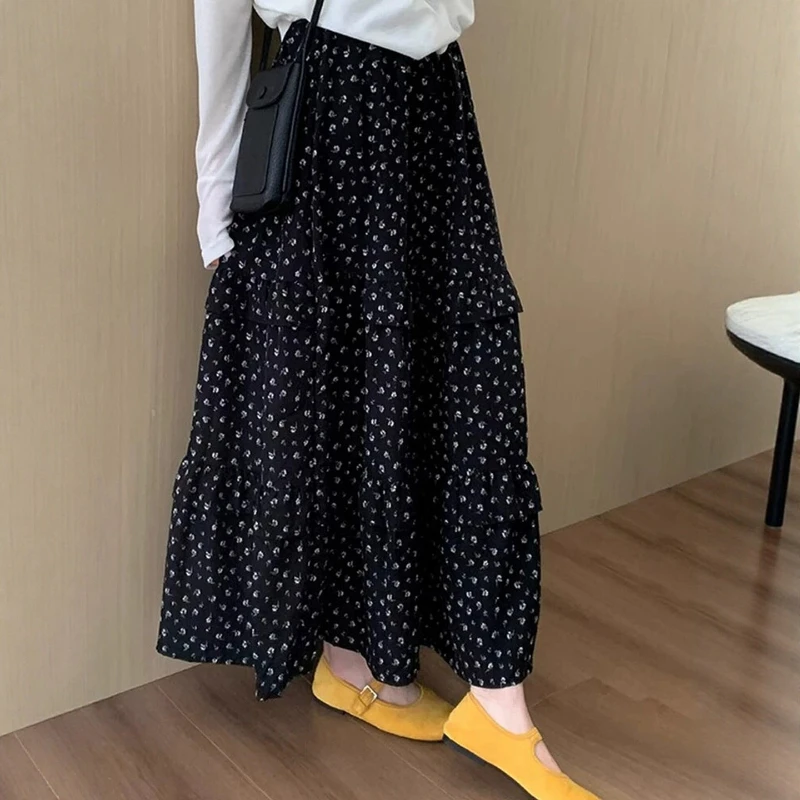 

2026 Summer New Hot Selling Floral Oversized Slim Fit A-line Cake Umbrella Shaped Skirt for Women