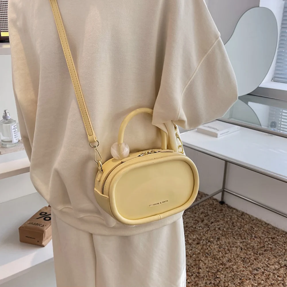 Bolsa Crossbody de couro PU para senhoras, bolsa frisada com alça, bolsa de ombro monocromática, bolsa retrô, cor doce, Y2K