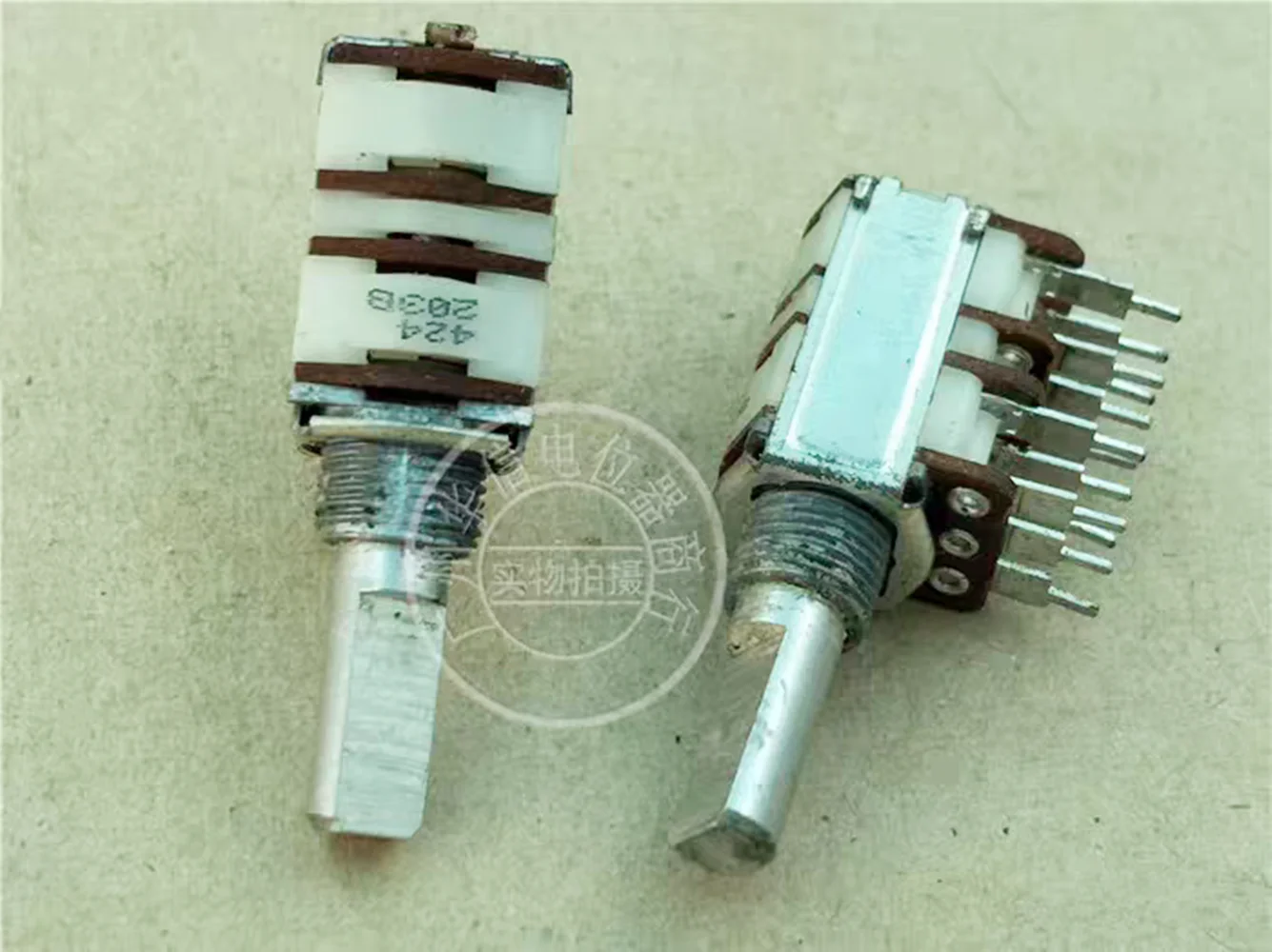 Hot Spot 12 Type square quad potentiometer B20K handle length 20MMF 12pin (SWITCH)