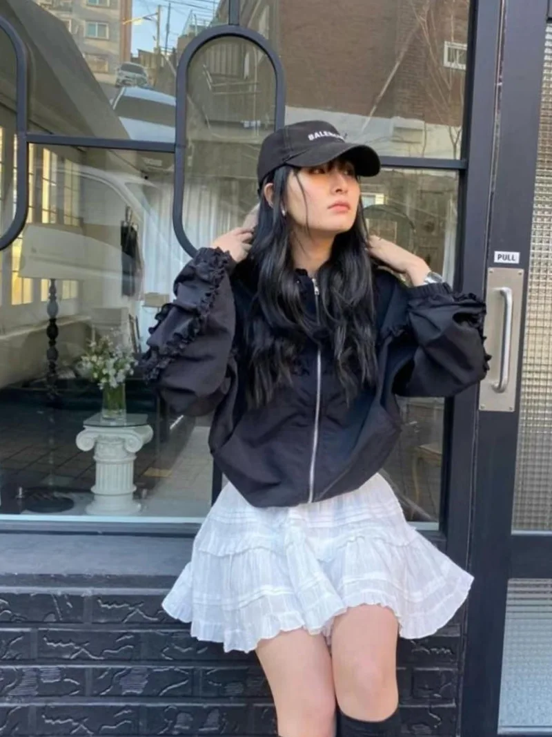 Weißer Sonnenschutz-Or-Mantel für Damen, erschwinglicher Rüschenkragen, Spleiß-Windjacke, Kapuzenoberteil, Anti-UV-Kleidung, Sommer 2025,