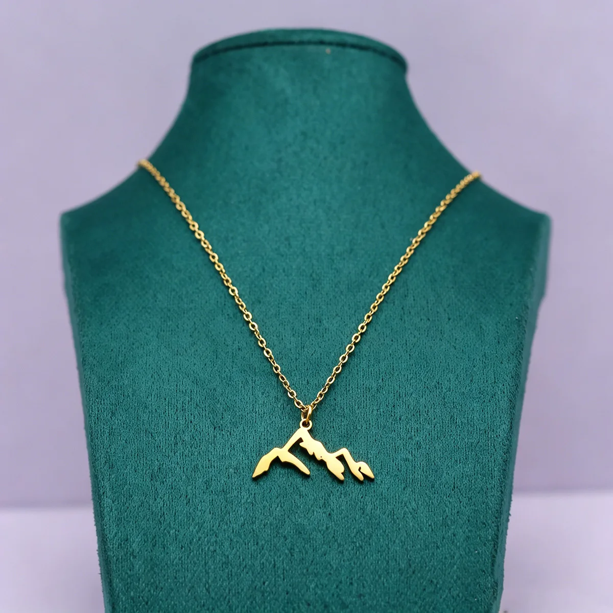 Tiny Mountain Range Charm Necklace Stainless Steel Nature Mountain Pendant Necklace For Girls Casual Fashion Jewelry