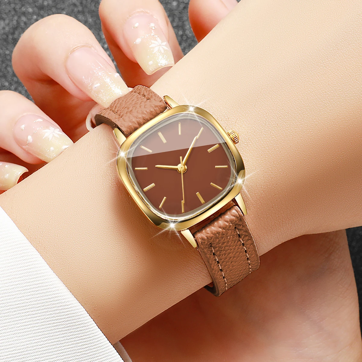 Fashion Brown Square Women Quartz Watch Casual Leather Strap Ladies Analog Dress Wristwatches Relogio Feminino（Without Box）