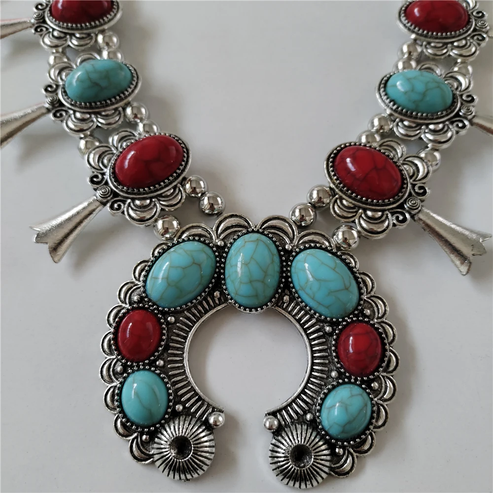 2025 New Indian Ethnic Vintage Statement Necklace Women Fashion Red Blue Turquoise Resin Moon Necklace Pendants Jewelry