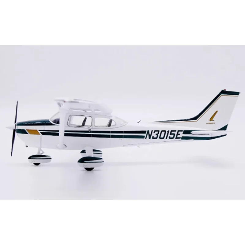 JC Asas Diecast Escala 1/72 Cessna 172 N3015E Coleção de modelos de aeronaves em liga Ornamentos decorativos